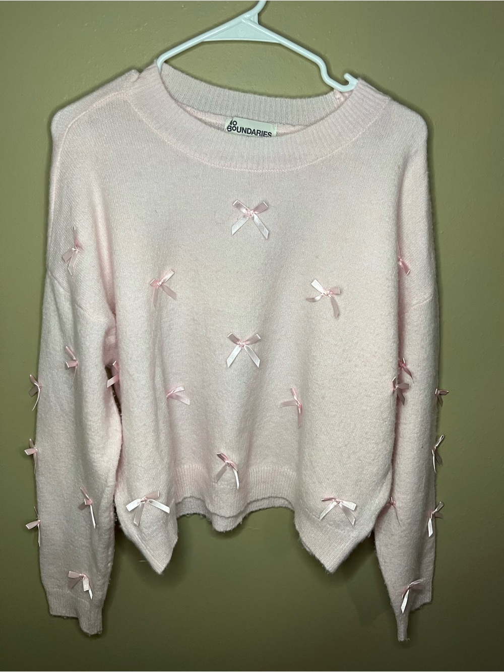 No Boundaries Light Pink Bow-Appliqué Crewneck Sweater